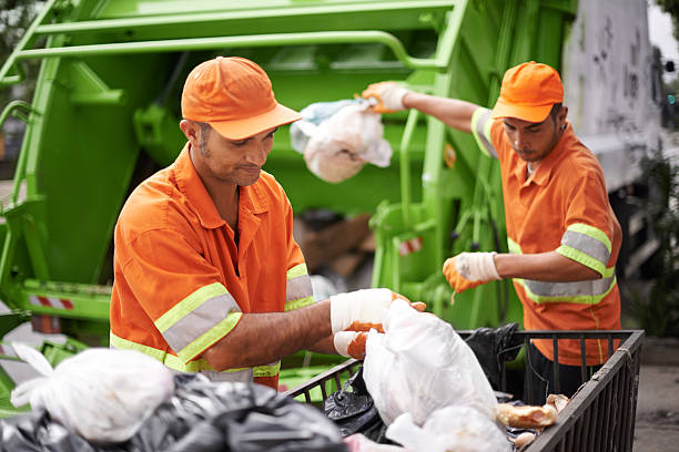 Best Property Management Cleanouts  in Oak Trail Shores, TX